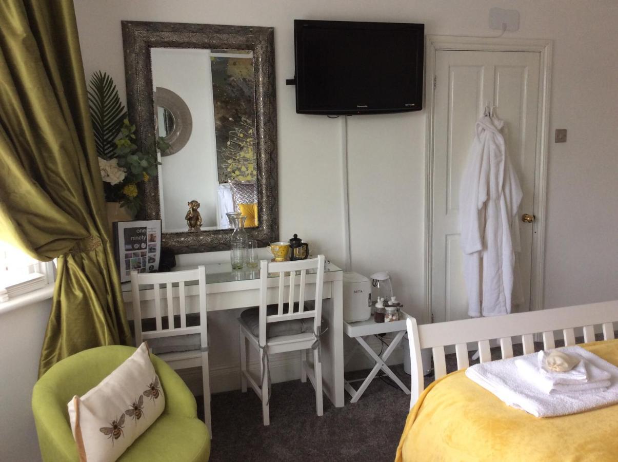 One Ninety Boutique Accommodation Burnham-on-Sea Bagian luar foto